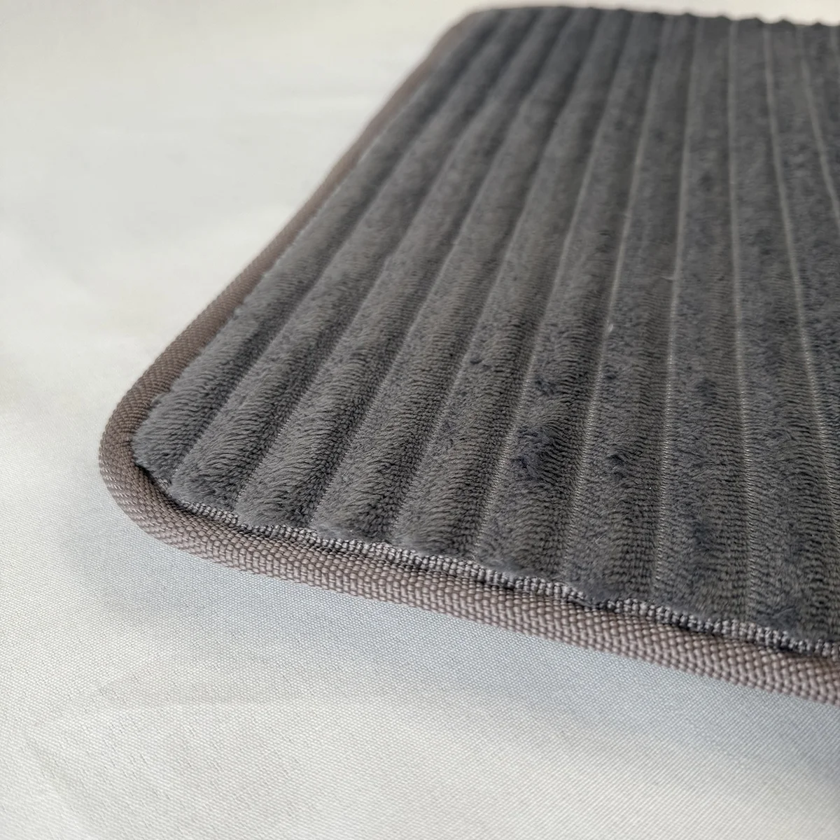 تشک برقی ضد آب 35×45 نیولایف